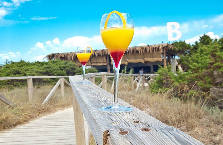 Beso Beach Restaurant in Playa de ses Illetes