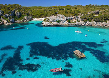 Relax on your vacation on board a catamaran navigating ibiza and formentera