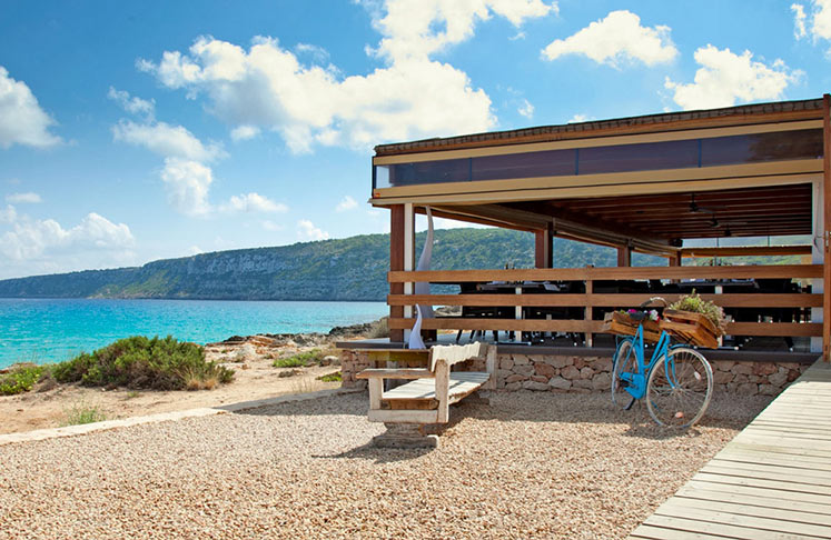 Formentera Beach Guide to Es Calo Restaurant, Playa de Es Calo